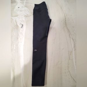 alo yoga pants